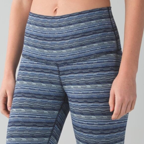 Lululemon Wunder Under Crop US 6 (Hi-Rise) Space Dye Twist Sapphire Blue… - Picture 2 of 12